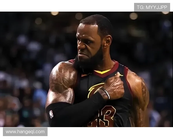 41岁老詹再创三双新高纪录